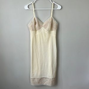 Vintage Vanity Fair nightgown size 34